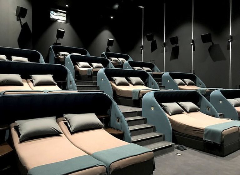 New Cinema Offers DOUBLE BEDS Instead of Seats Sheets Are Changed