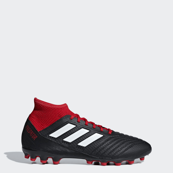 Fußballschuh Kalender 2021 Adidas kalender May 2021