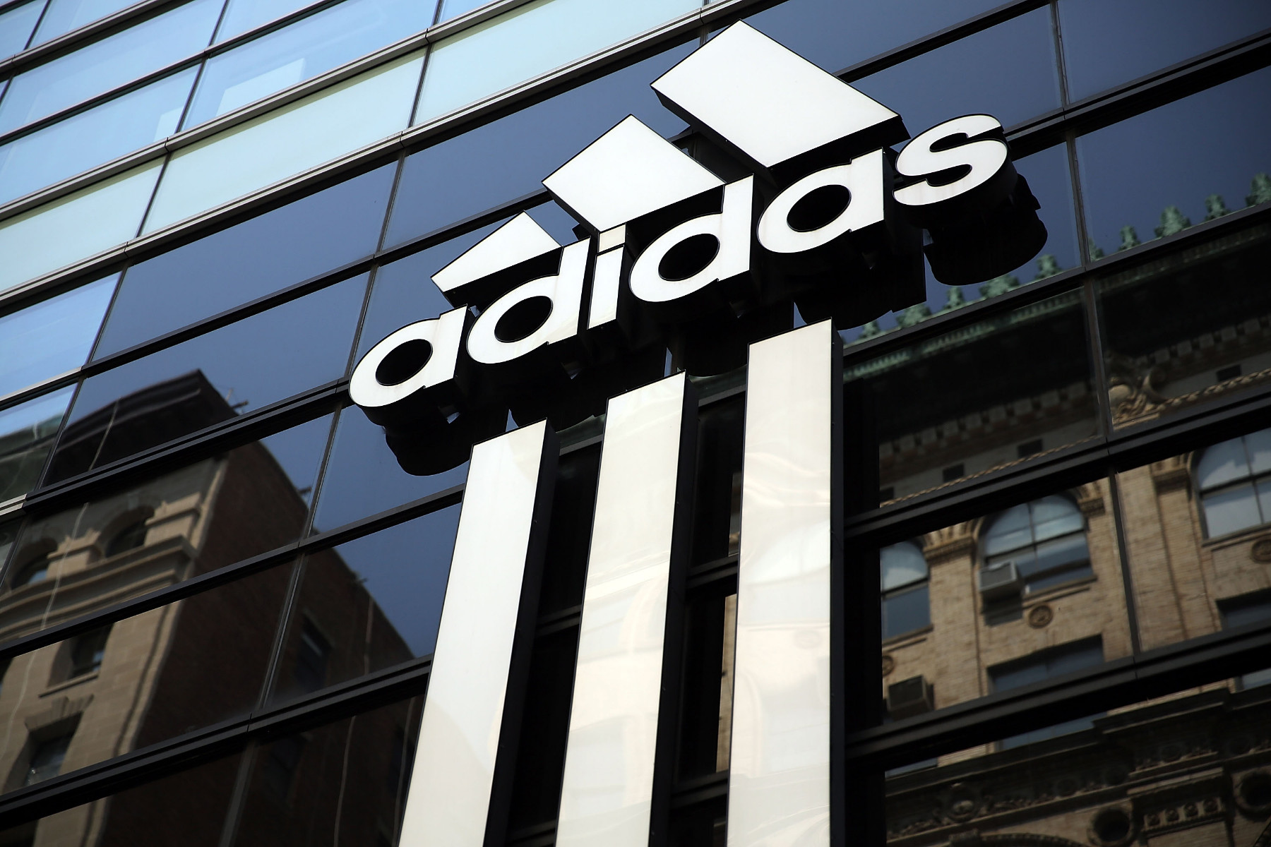 Le vendite adidas tornano ad aumentare in Cina SOLDOUTSERVICE