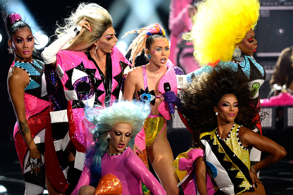 MTV VMAs 2015 The Best (and Worst) Moments SPIN