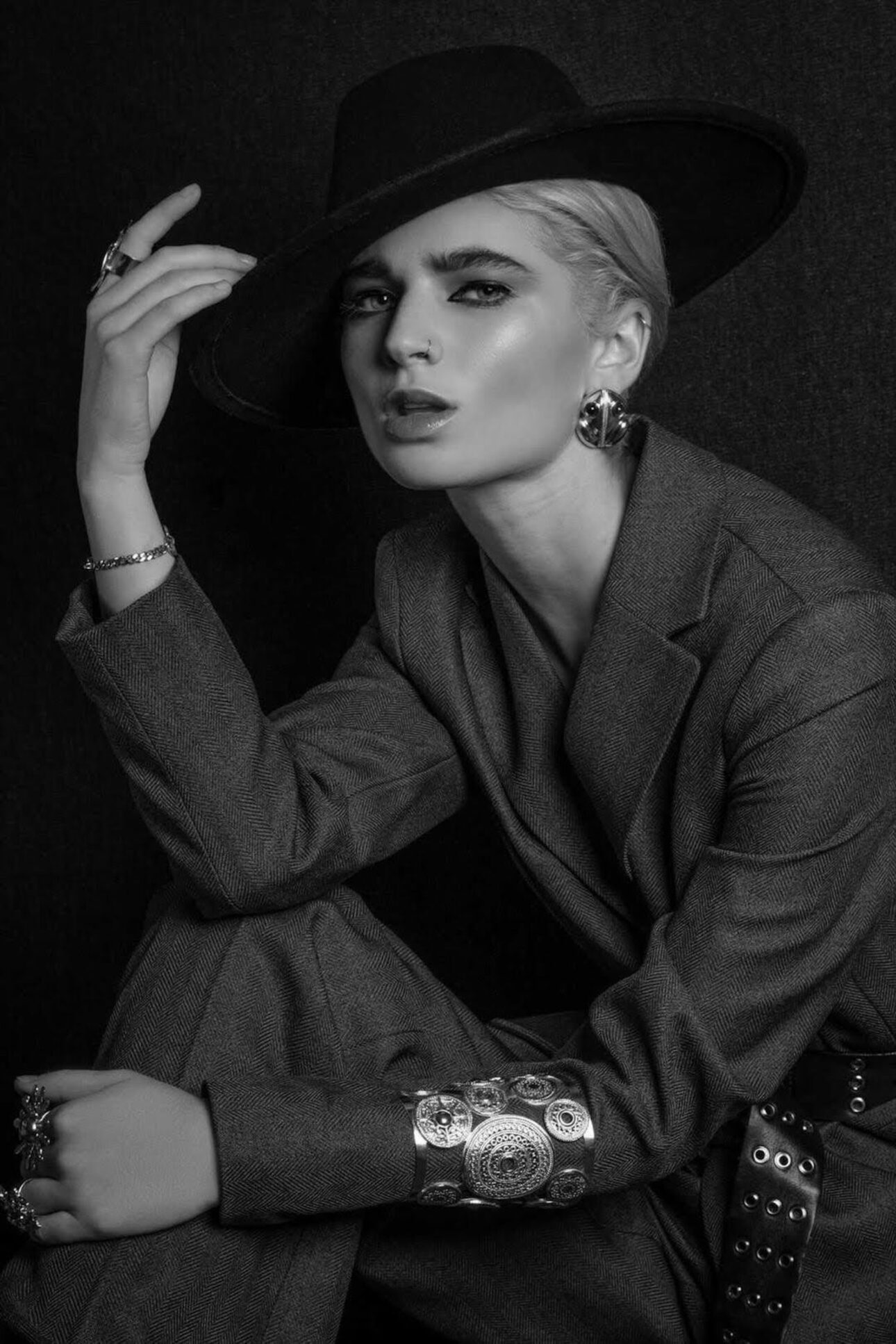 Mixie’s “La La La Love” A Hypnotic Journey Through the Mixieverse SPIN