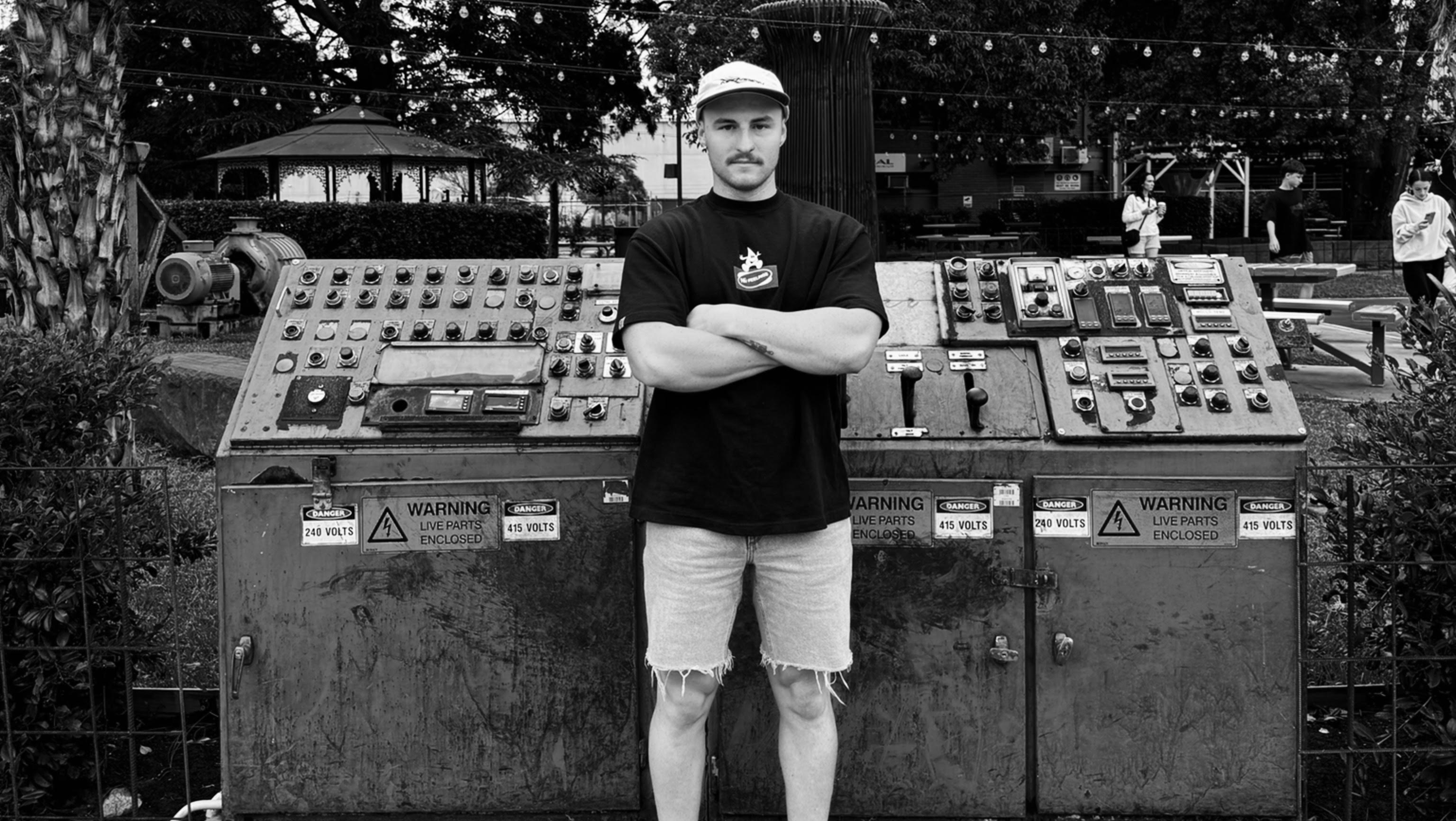 Artifact The Bass Music Innovator Taking on the World of EDM SPIN