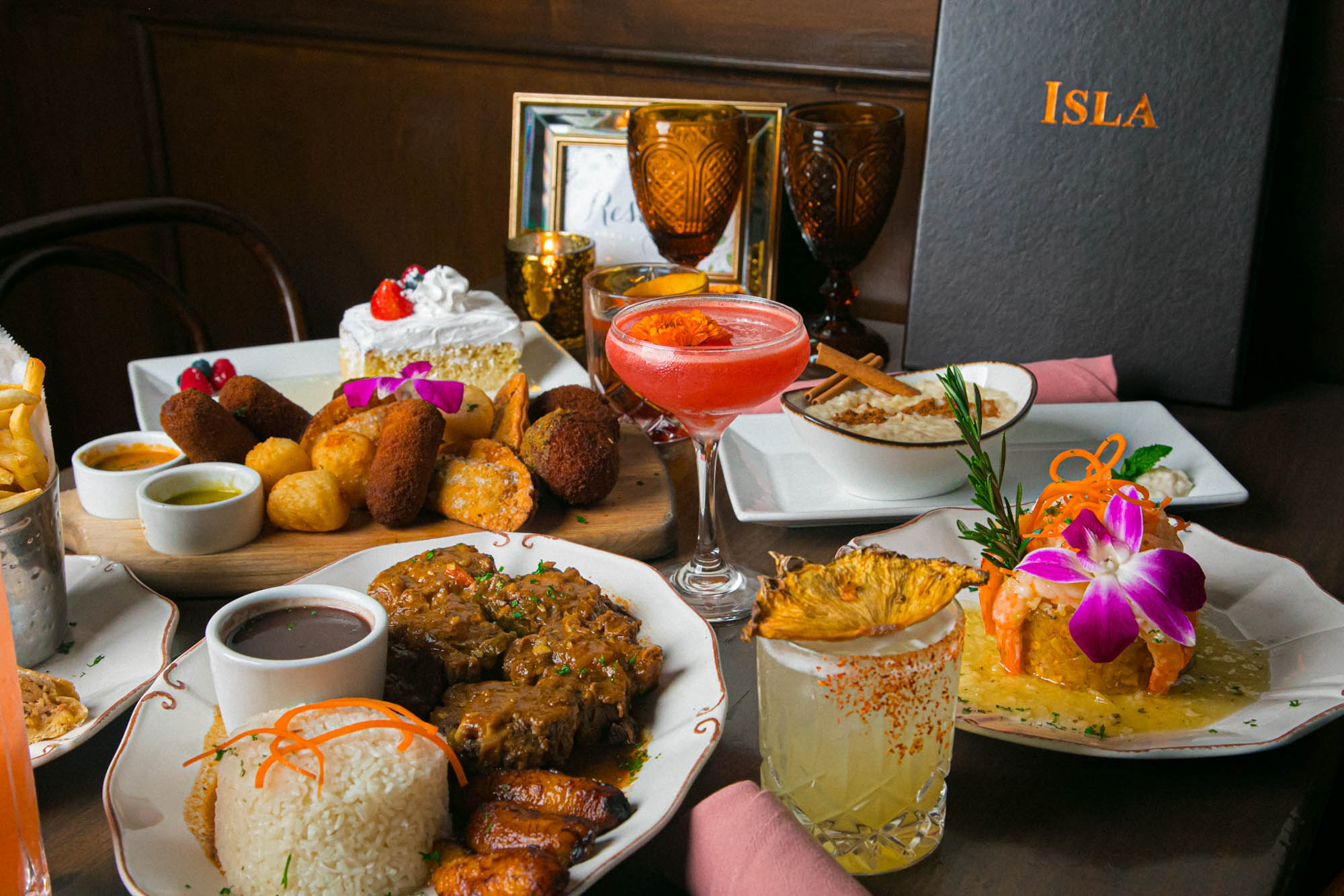 Isla CubanLatin Kitchen & Rum Bar La Palma, CA