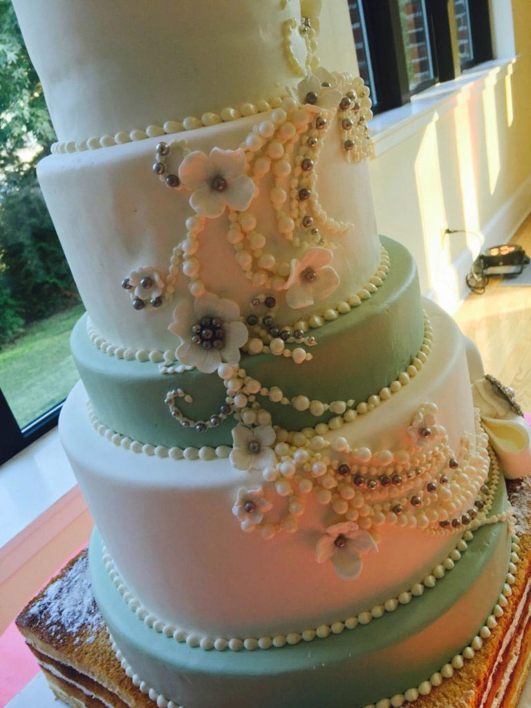 Desserts by Dana custom cakes