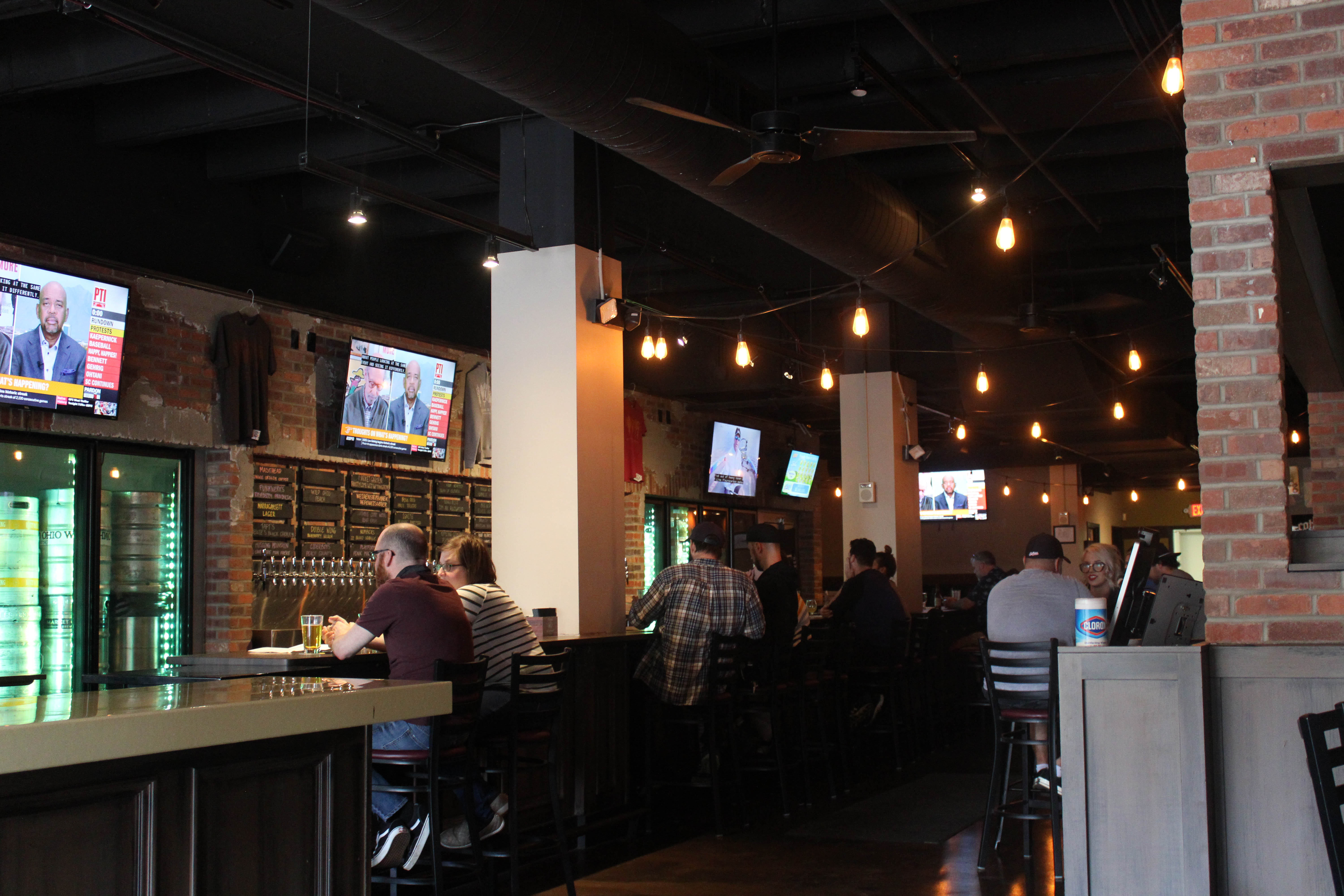 Sauced Taproom & Kitchen Lakewood, OH