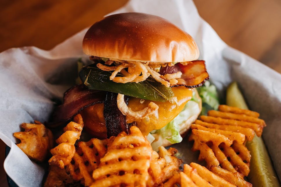 Heartbreakers Bar & Grill Chaska, MN