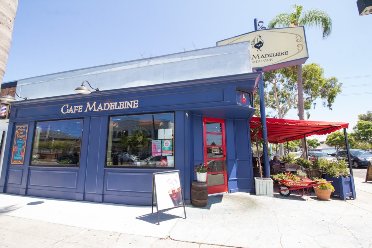 Café Madeleine About