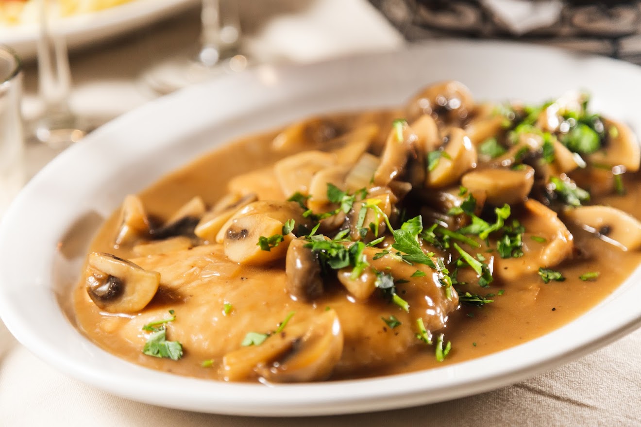 Piccolo Angolo About