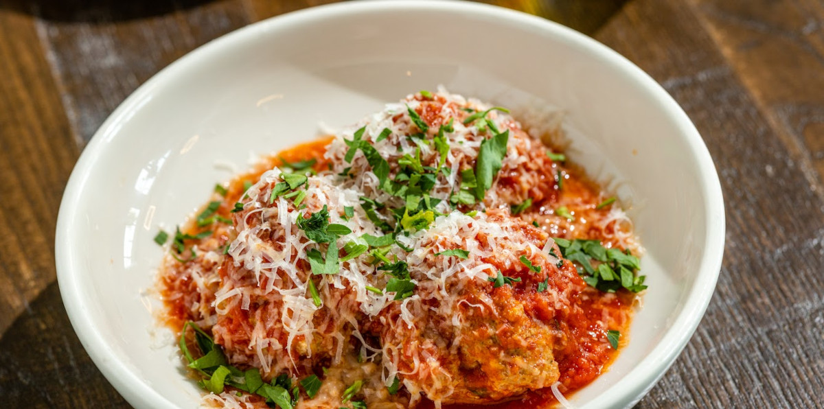 Revival Pizza Pub About