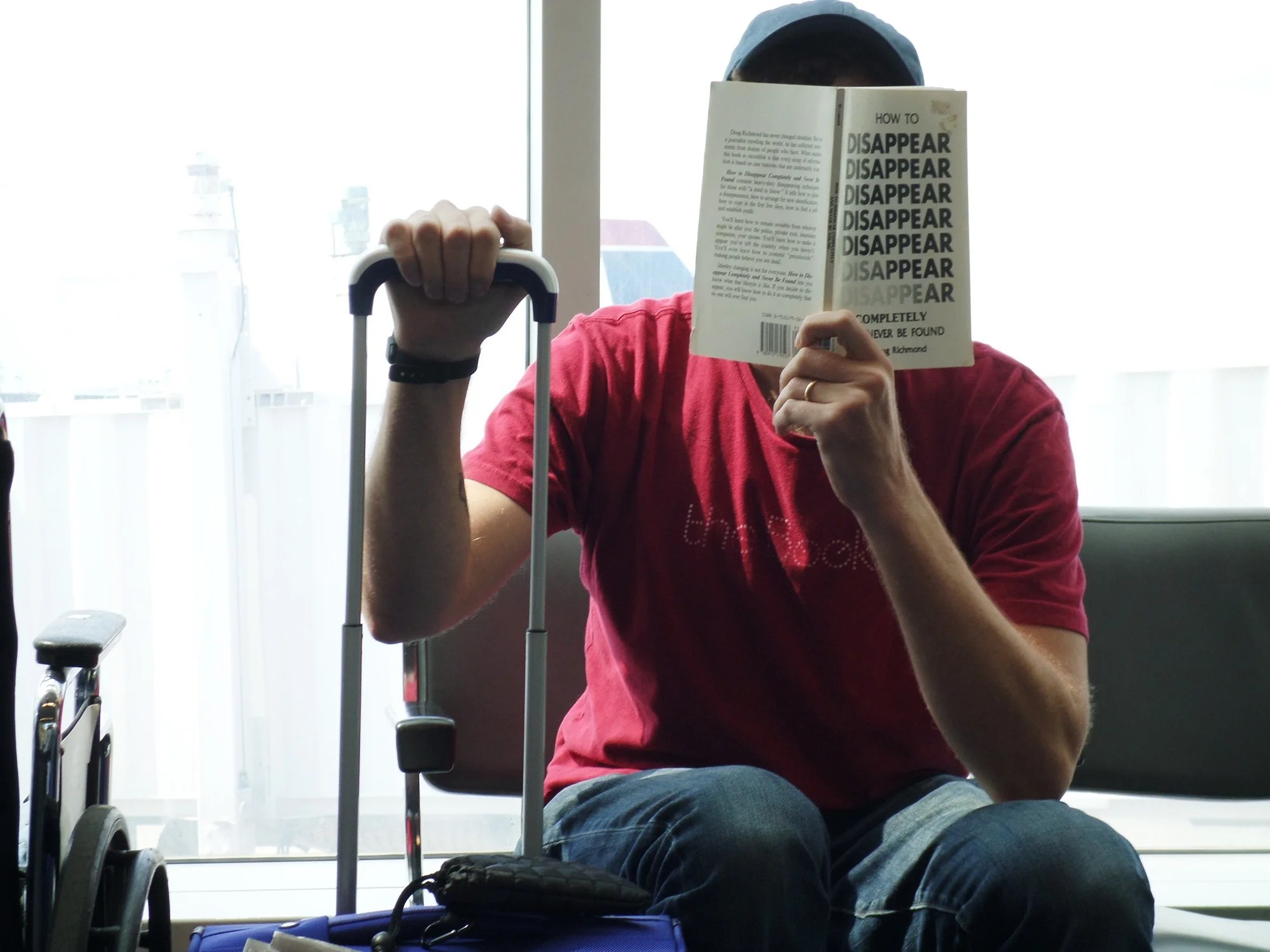 Strange Finds How to Disappear Completely and Never be