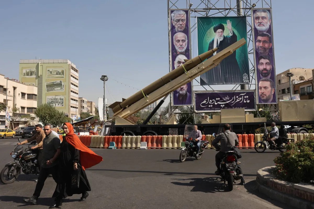 روايتان متضاربتان حول استئناف الحوار النووي بين واشنطن وطهران روايتان متضاربتان حول استئناف الحوار النووي بين واشنطن وطهران