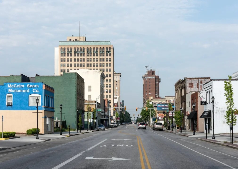 People From These Metros Are Finding New Jobs in Huntington Stacker