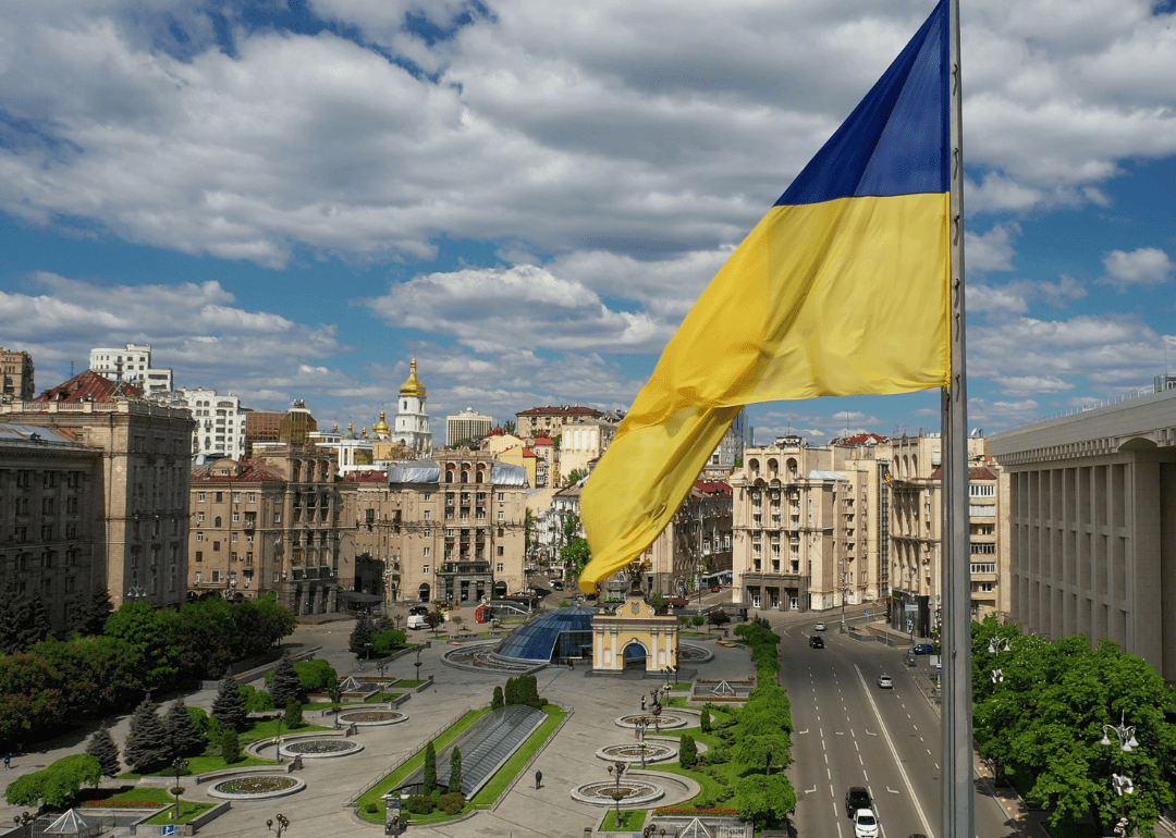 Biggest Sources of Immigrants to New Hampshire Stacker