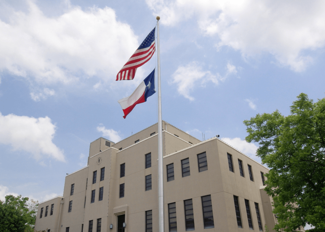Warmest and Coldest January in Titus County, Texas History Stacker
