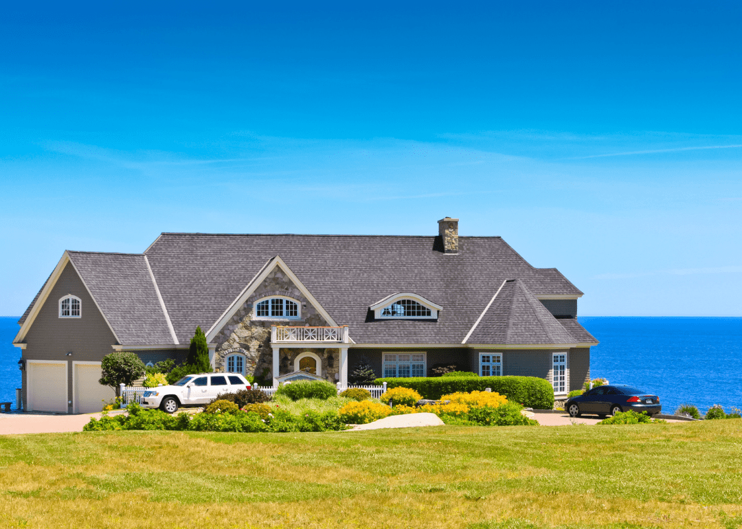 Here's How Unemployment in York County, Maine Compares Stacker