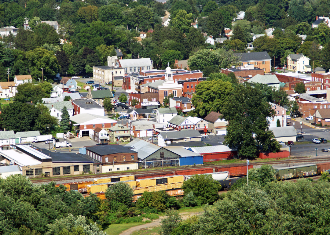 Warmest and Coldest Februaries in Northumberland County, Pennsylvania