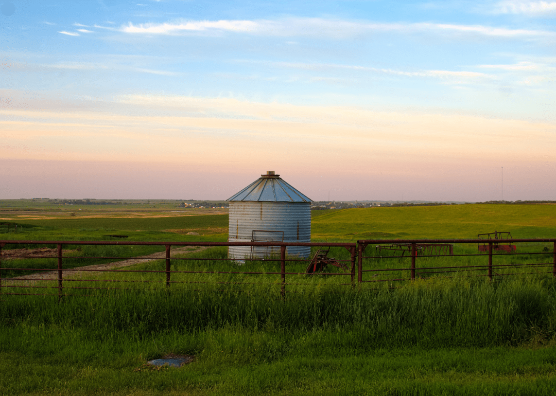 Warmest Decembers in Burke County, North Dakota History Stacker