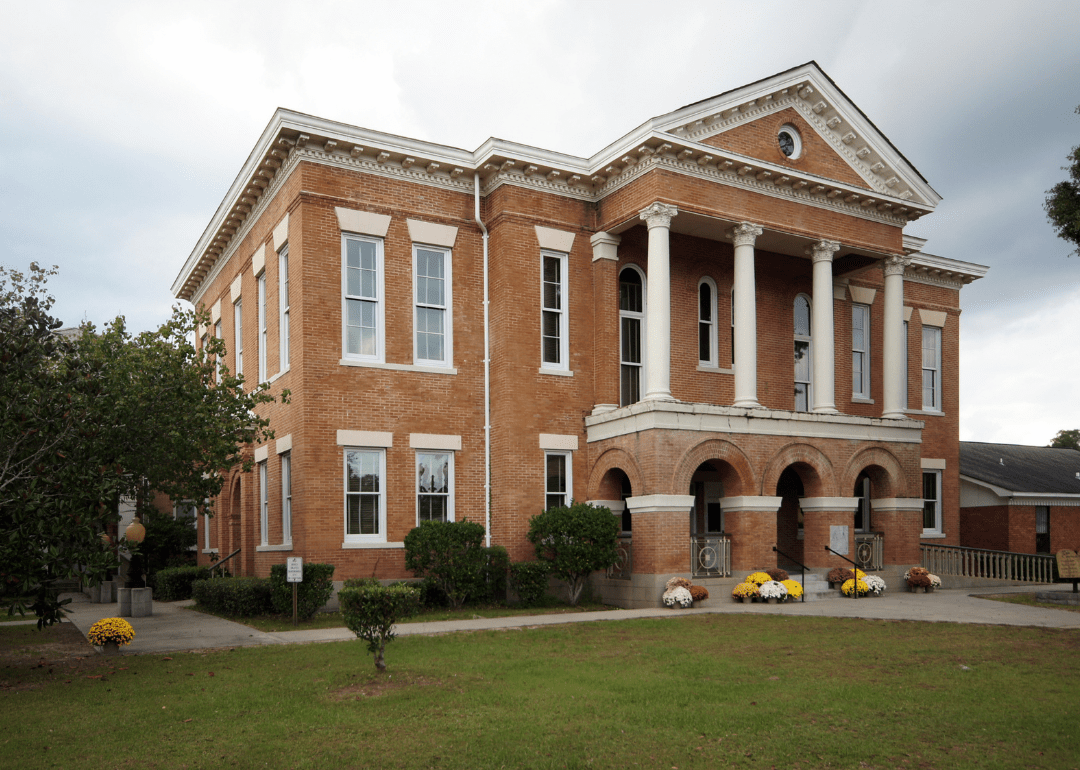 Warmest and Coldest January in Perry County, Mississippi History Stacker