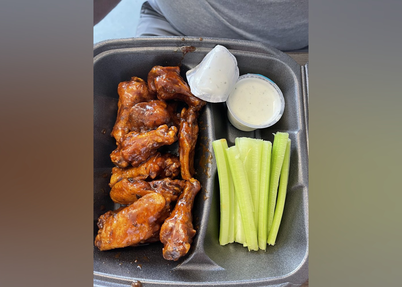 Highestrated Restaurants for Chicken Wings in Brunswick, According to