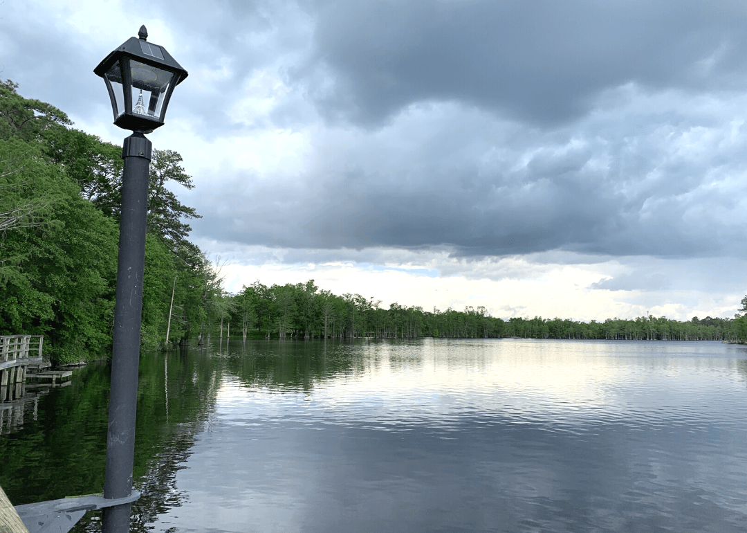 Best Lake Towns to Live in Stacker