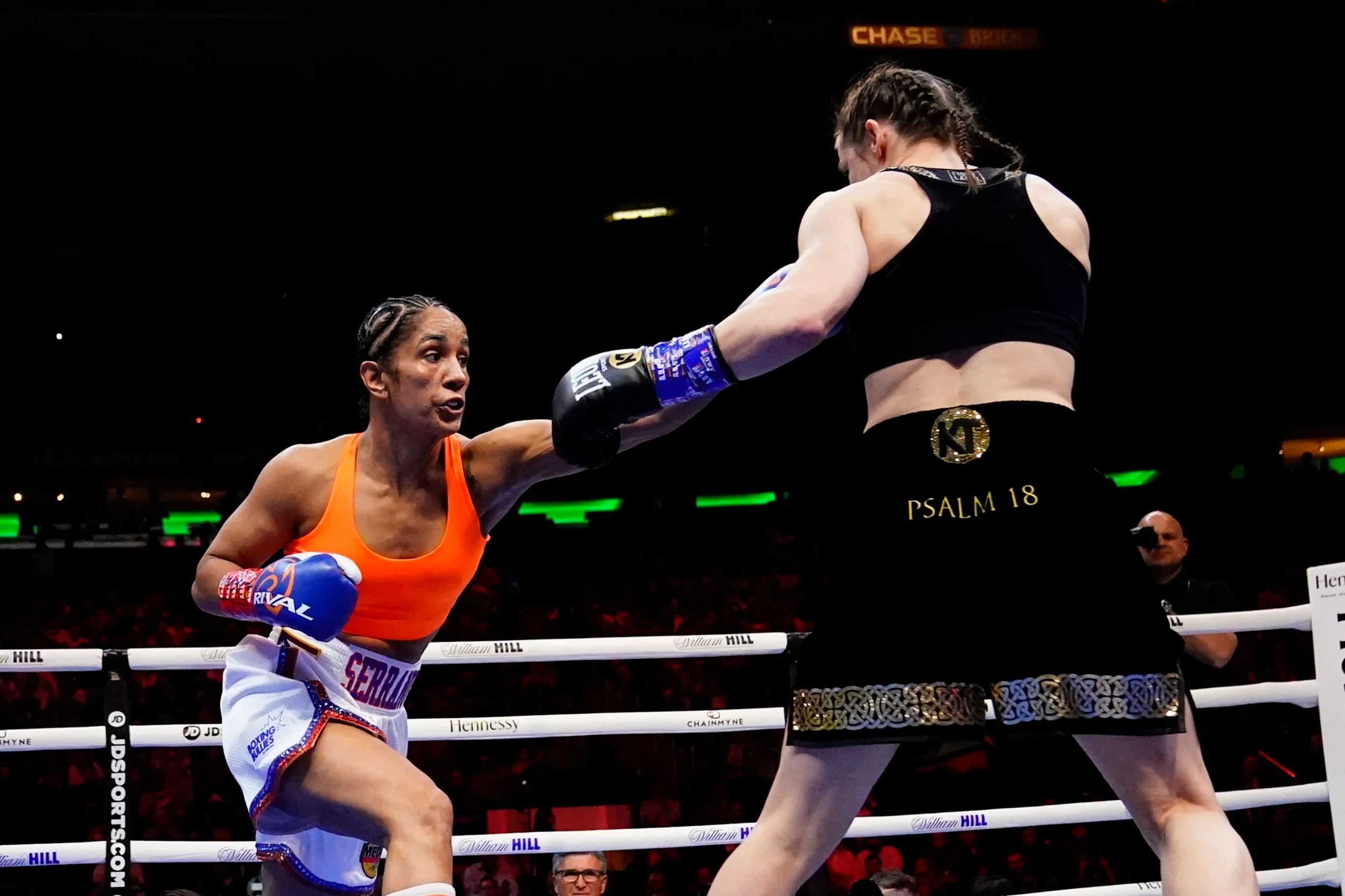 Taylor vs Serrano LIVE! Boxing fight stream, start time