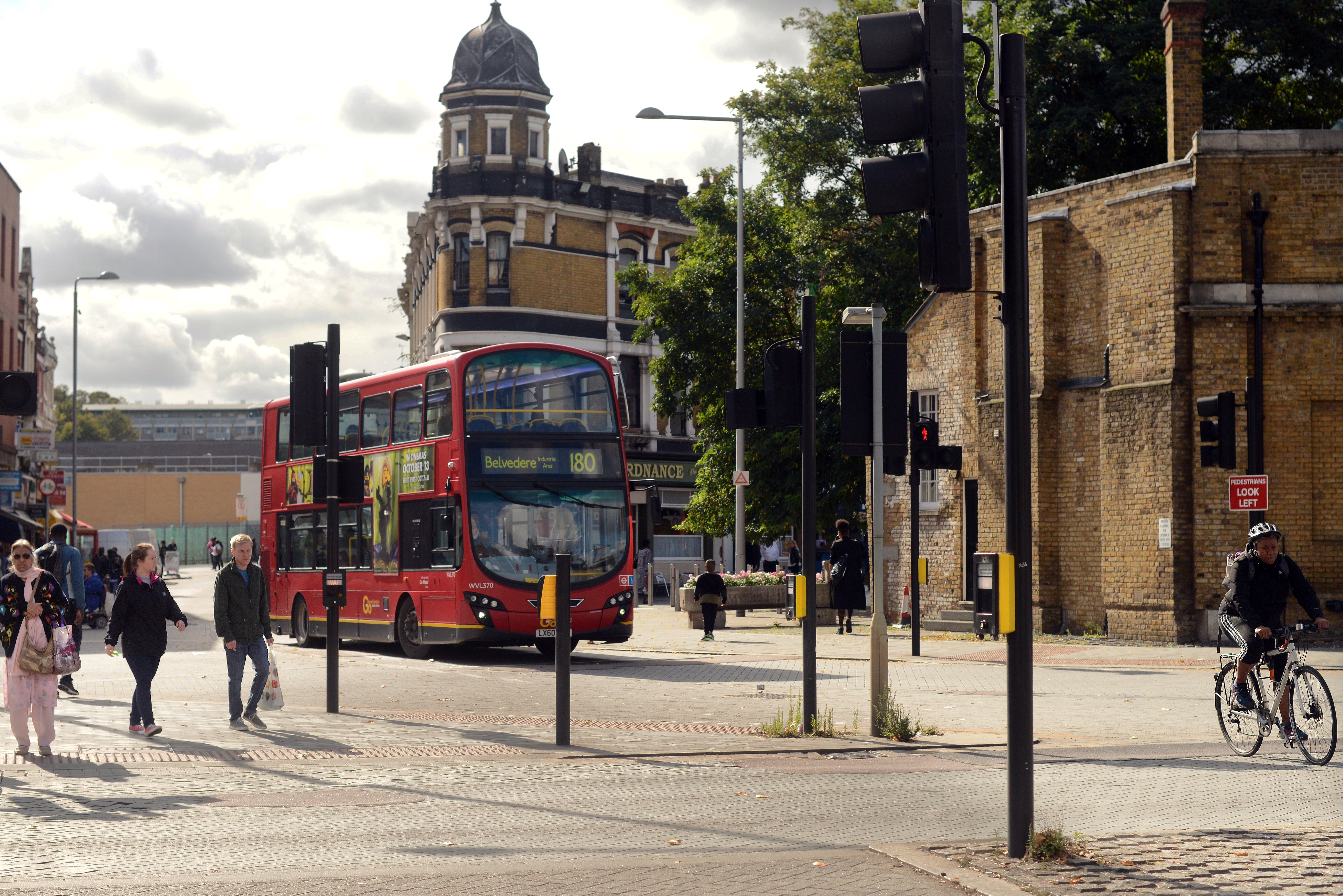 Crossrail guide to Iver house prices and Elizabeth line journey times