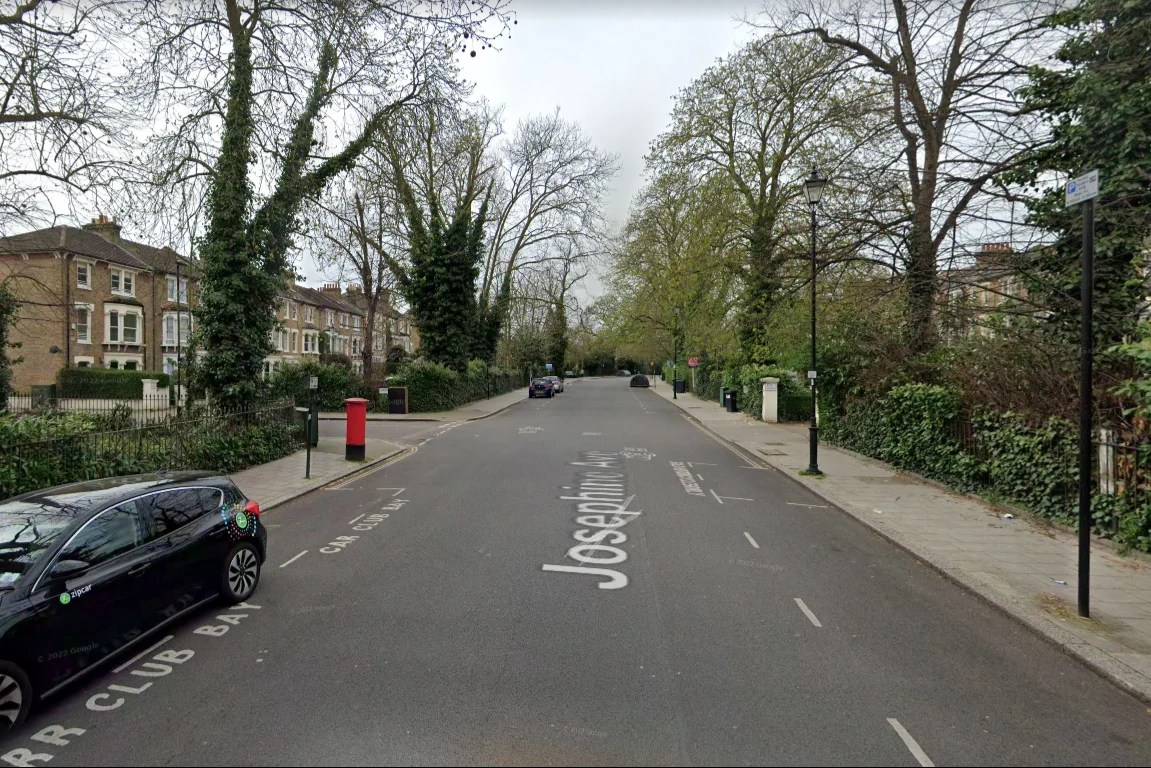 Brixton Seven arrests made and four stabbed following fight Evening