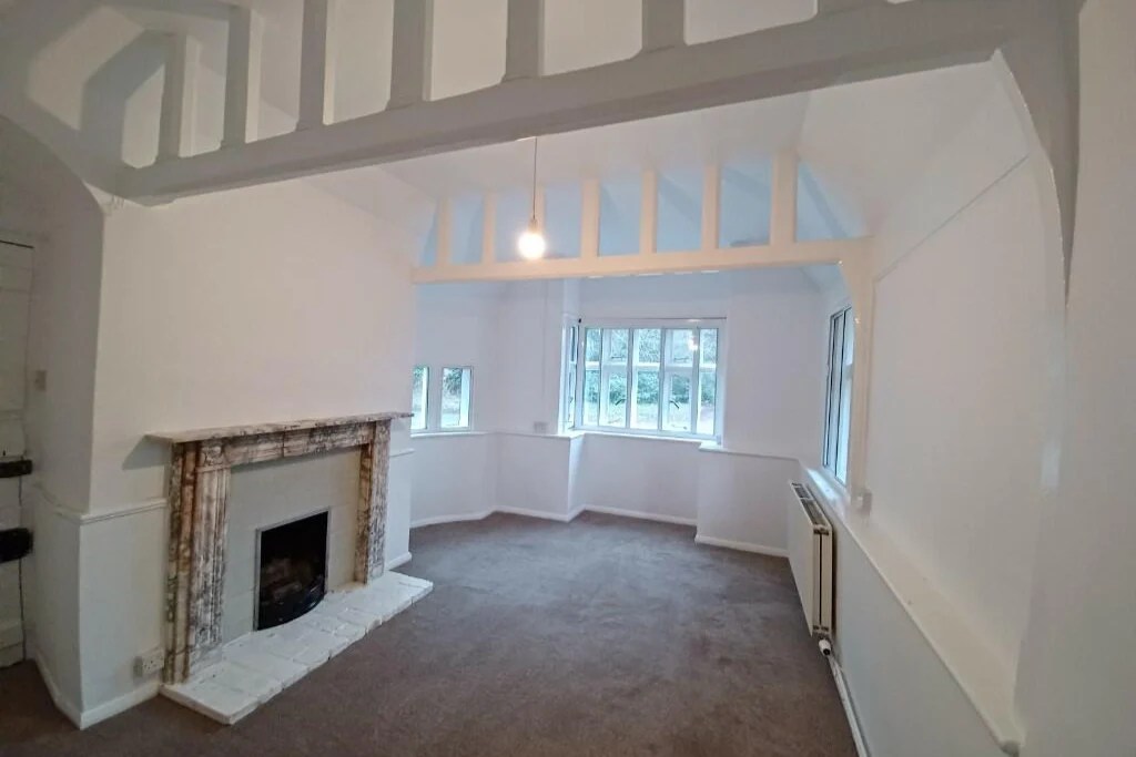 Cliveden Estate gatehouse listed for rent for £1,600 a…