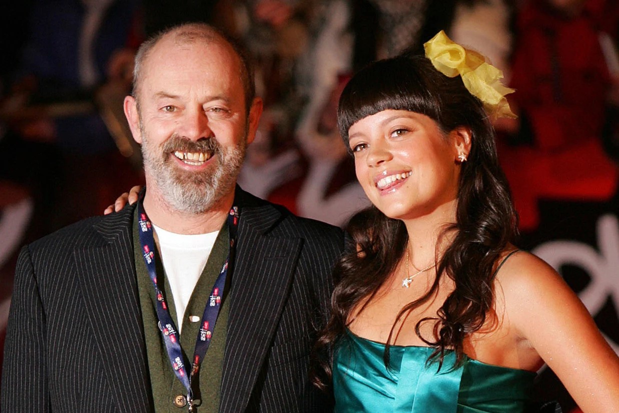 Lily Allen recalls how her father Keith Allen called the police after