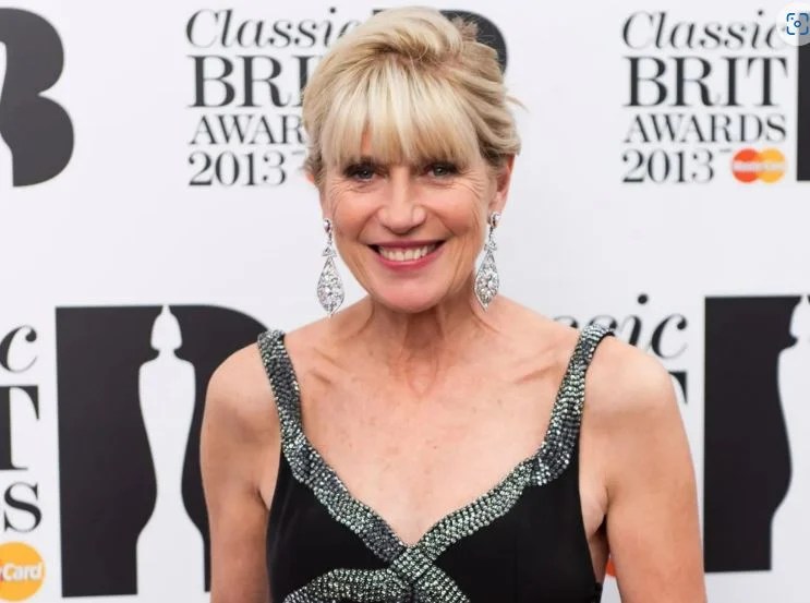 selina scott net worth - Ilustrasi 3
