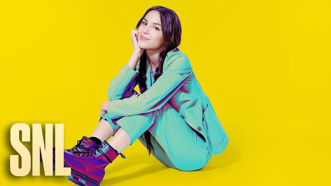 Olivia Rodrigo Performs "drivers license" & "good 4 u" On 'Saturday