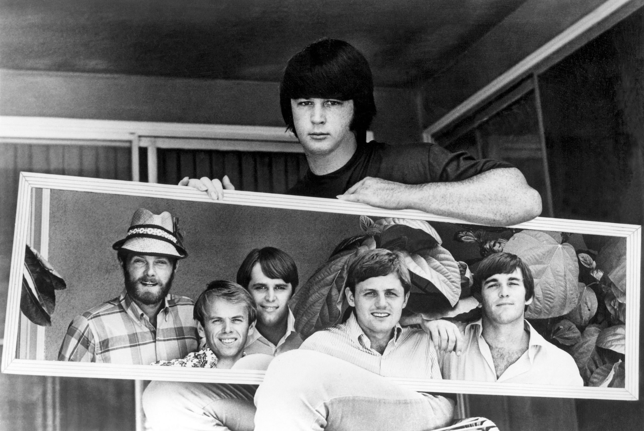 Brian Wilson Documentary 'Long Promised Road' Watch The Trailer(015)