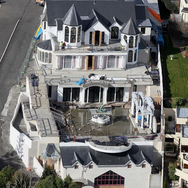 'Paradise' or 'ghastly'? Coutts' mansion nears completion Stuff.co.nz