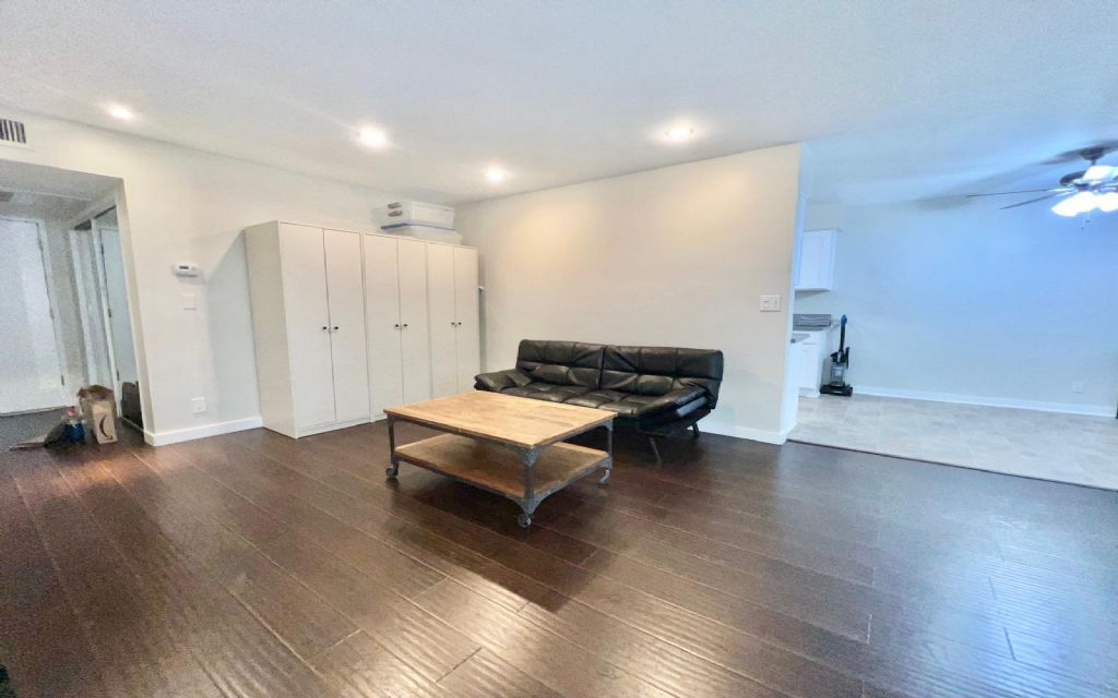 Los Angeles Sublets Furnished Apartments and Rooms for Rent in Los Angeles