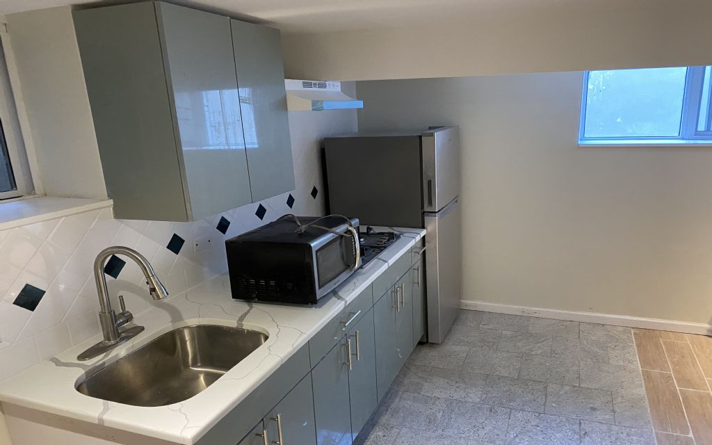 Queens Sublets Furnished Apartments and Rooms for Rent in Queens