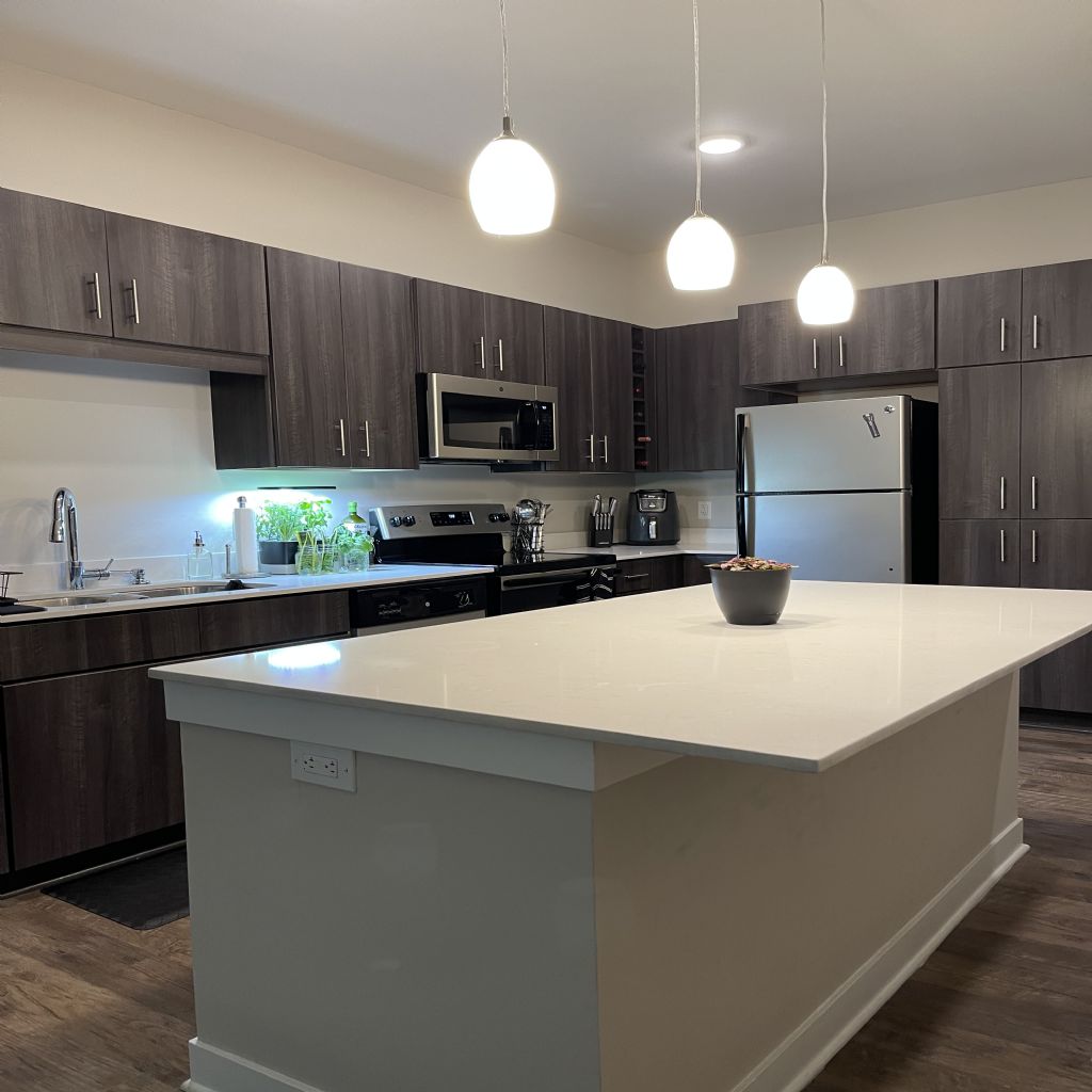 Indianapolis Sublets Furnished Apartments and Rooms for Rent in