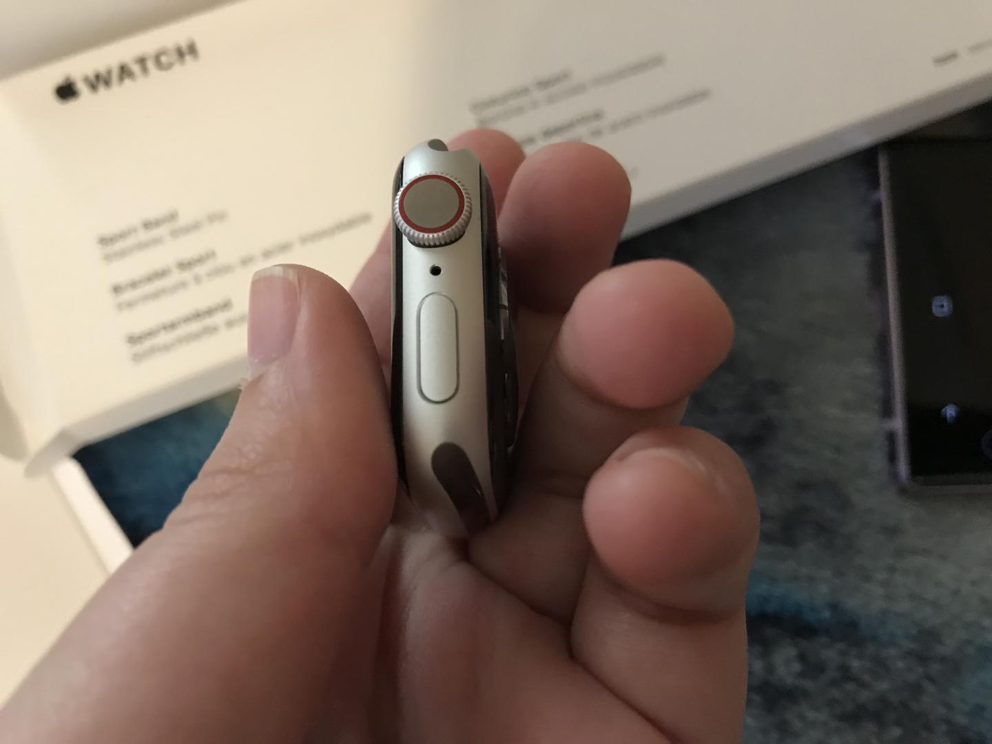 Apple Watch Series 4 40mm (TMobile) [A1975 Cellular