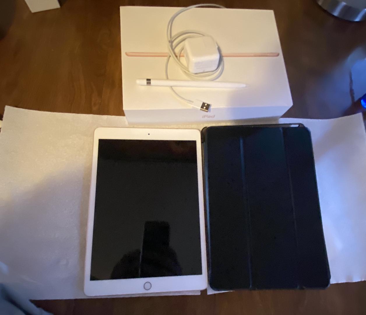 Apple iPad 7th Gen (WiFi) [A2197] Gold, 32 GB