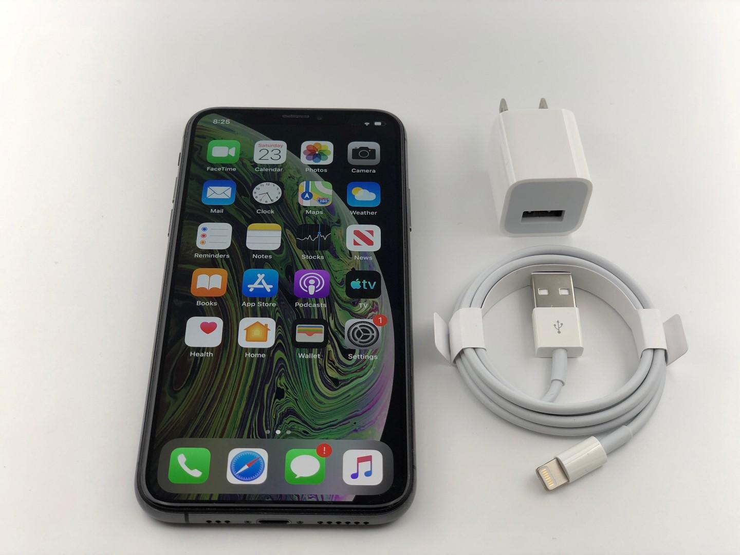 Apple iPhone Xs (Straight Talk) [A1920] Gray, 256 GB LUNI84210 Swappa