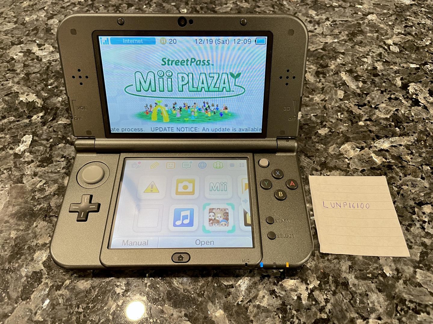New Nintendo 3DS XL Black. 1 GB LUNP16100 Swappa