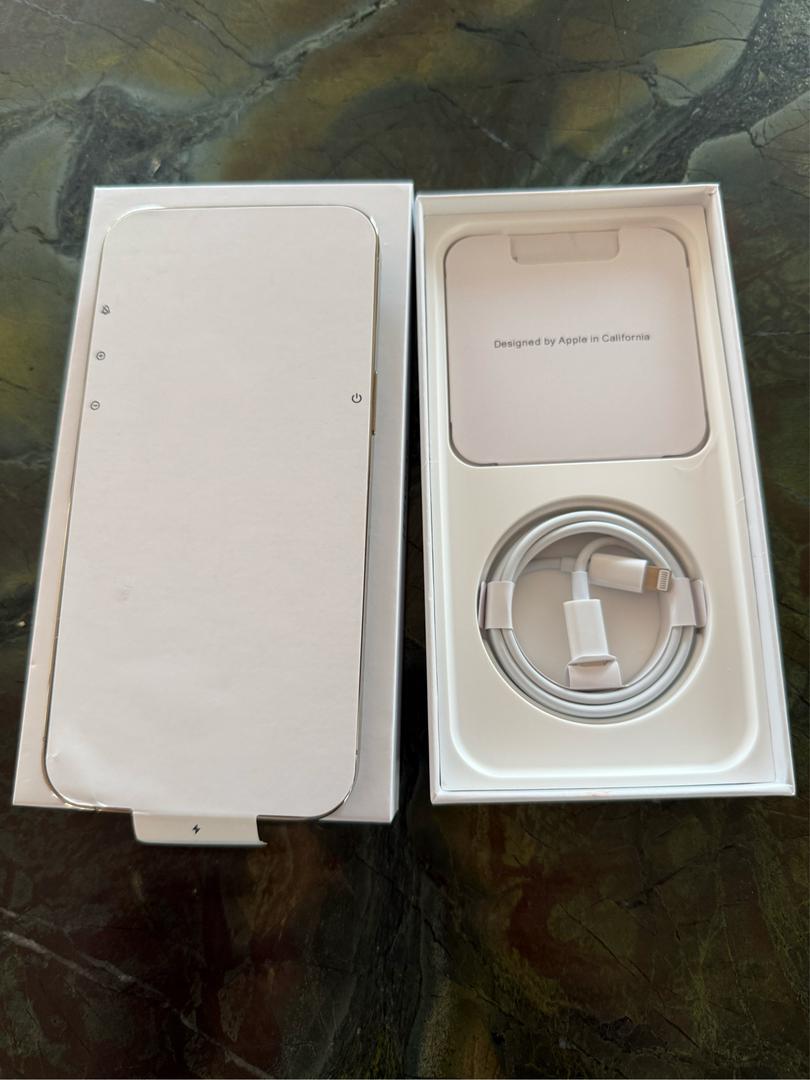 Apple iPhone 14 Pro Max Unlocked, Gold, 256GB, A2651 LYLR13376 Swappa