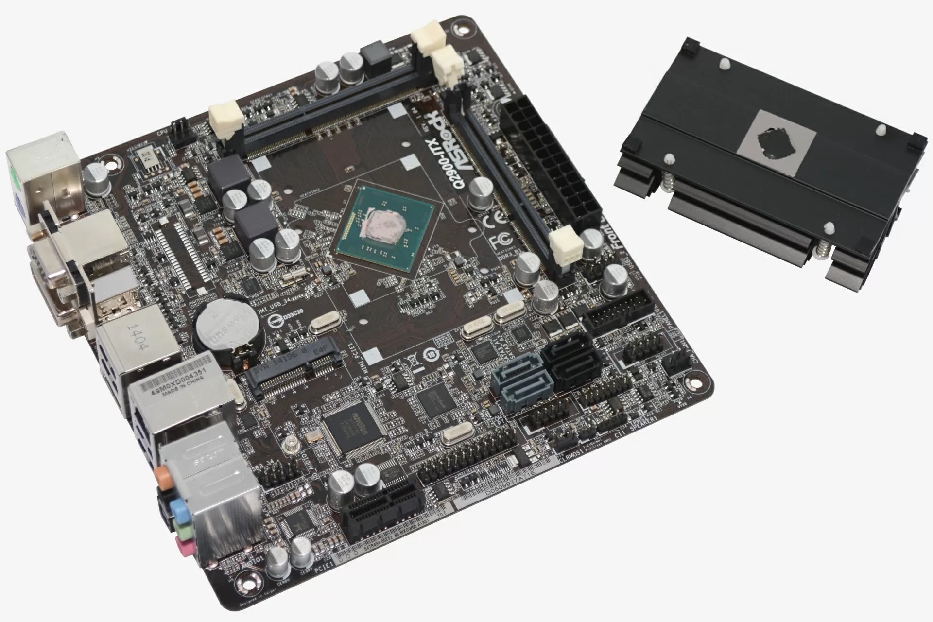 Fanless HTPC Intel Pentium J2900 Bay TrailD Quad Core