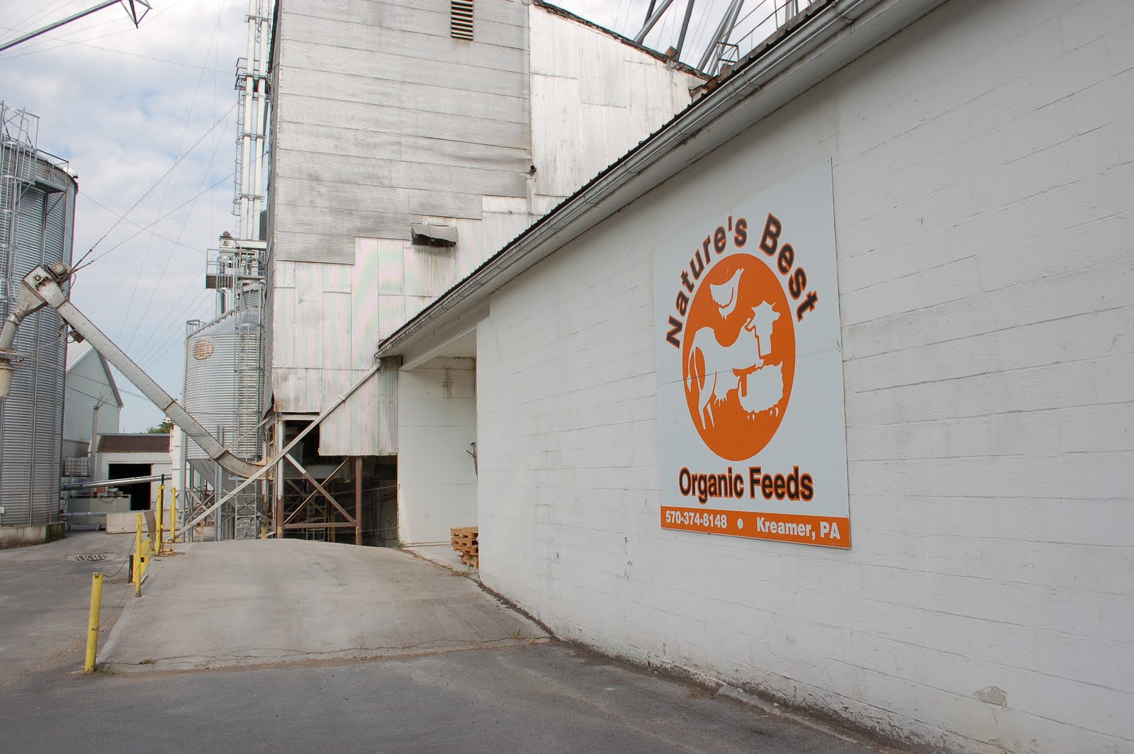 A Delivery of Nature's Best Organic Feed The Martha Stewart Blog