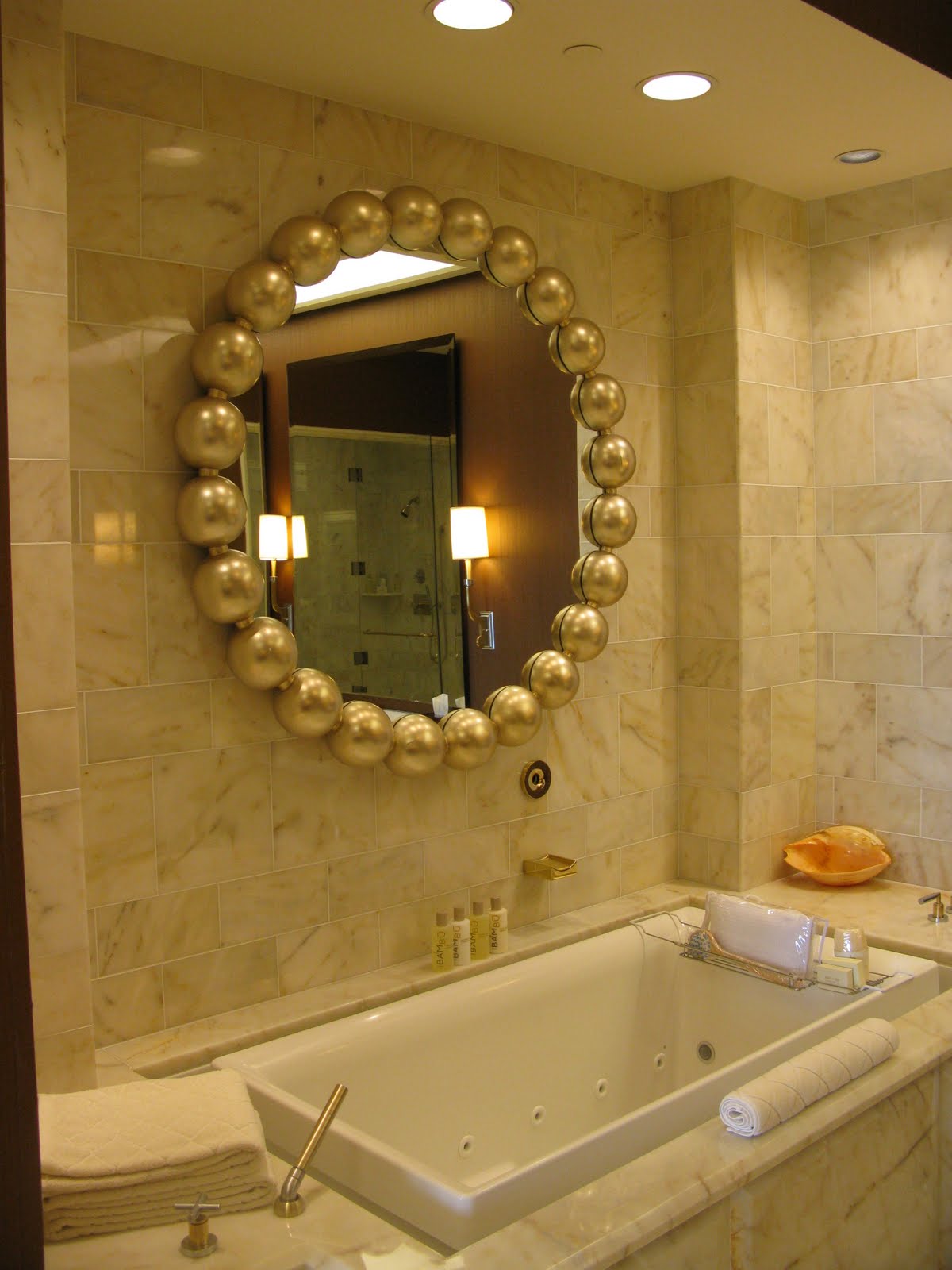More of my trip to Las Vegas have a look at my amazing suite at the luxurious Wynn Hotel The