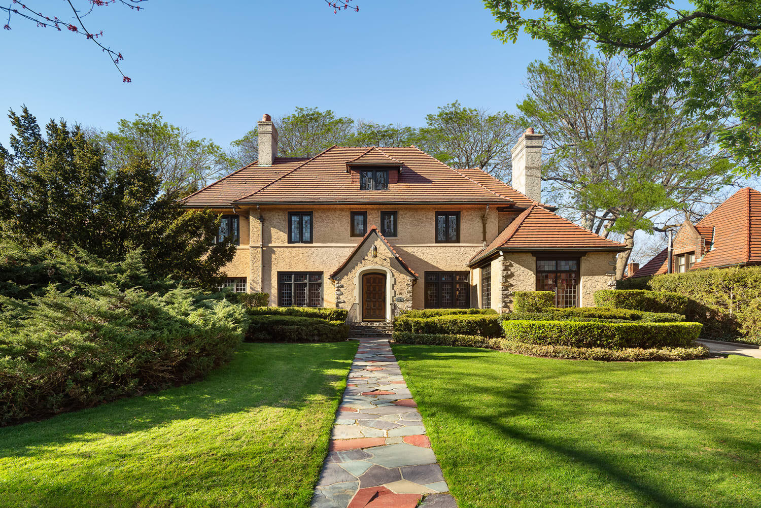 The Top 5 Forest Hills Listings On the Market Right Now
