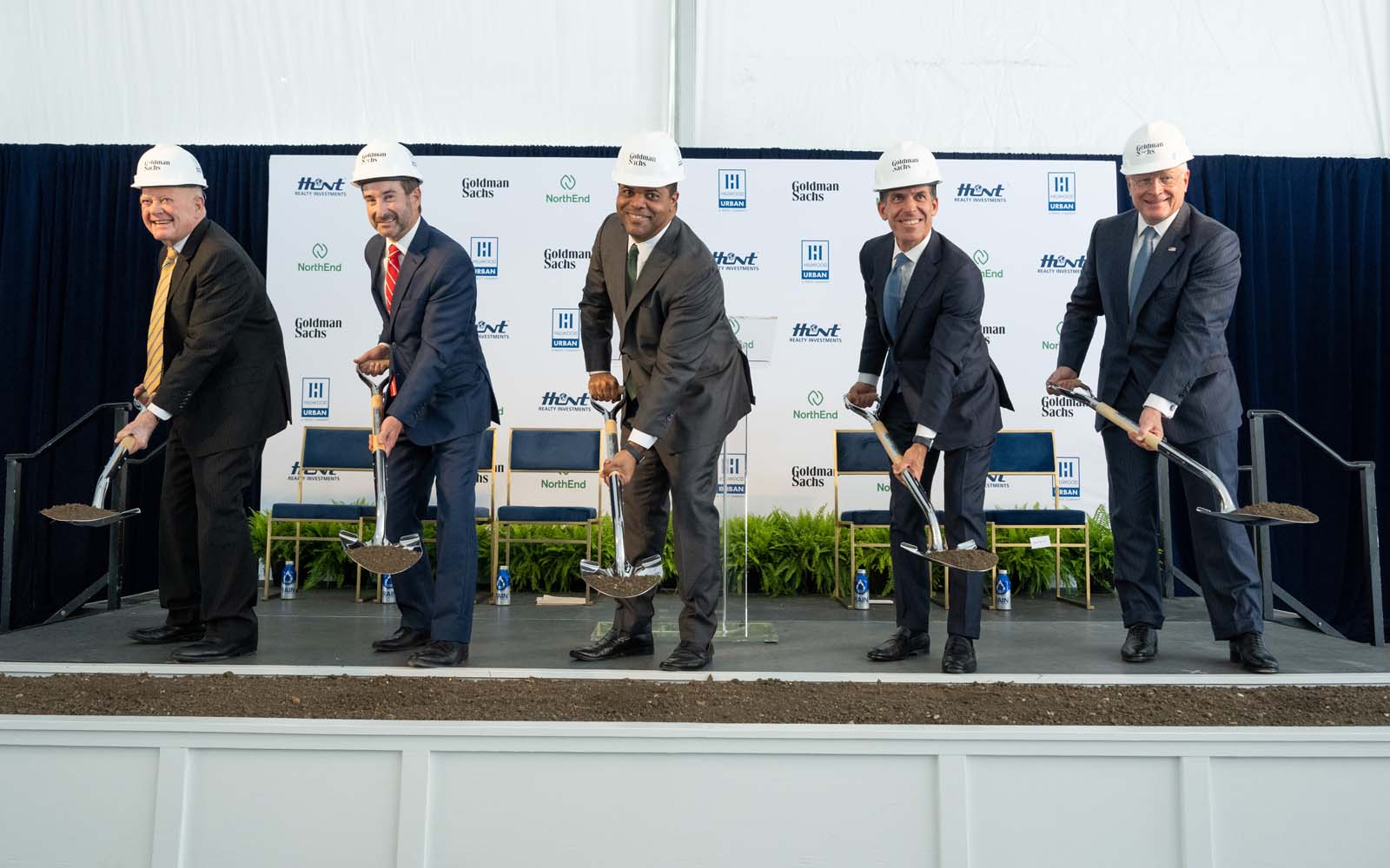 Goldman Sachs Hosts Groundbreaking for New Dallas Office