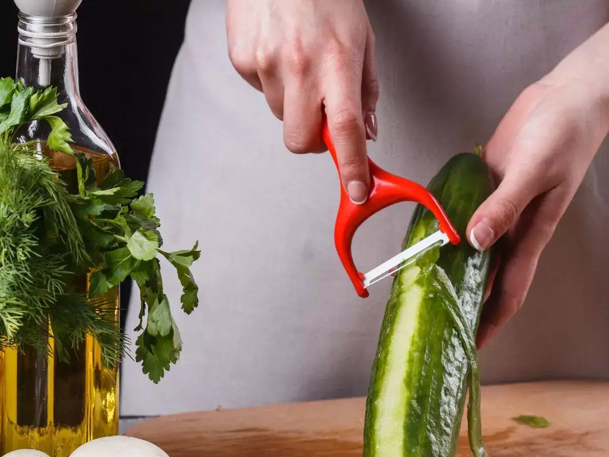 Should you peel cucumber before eating?