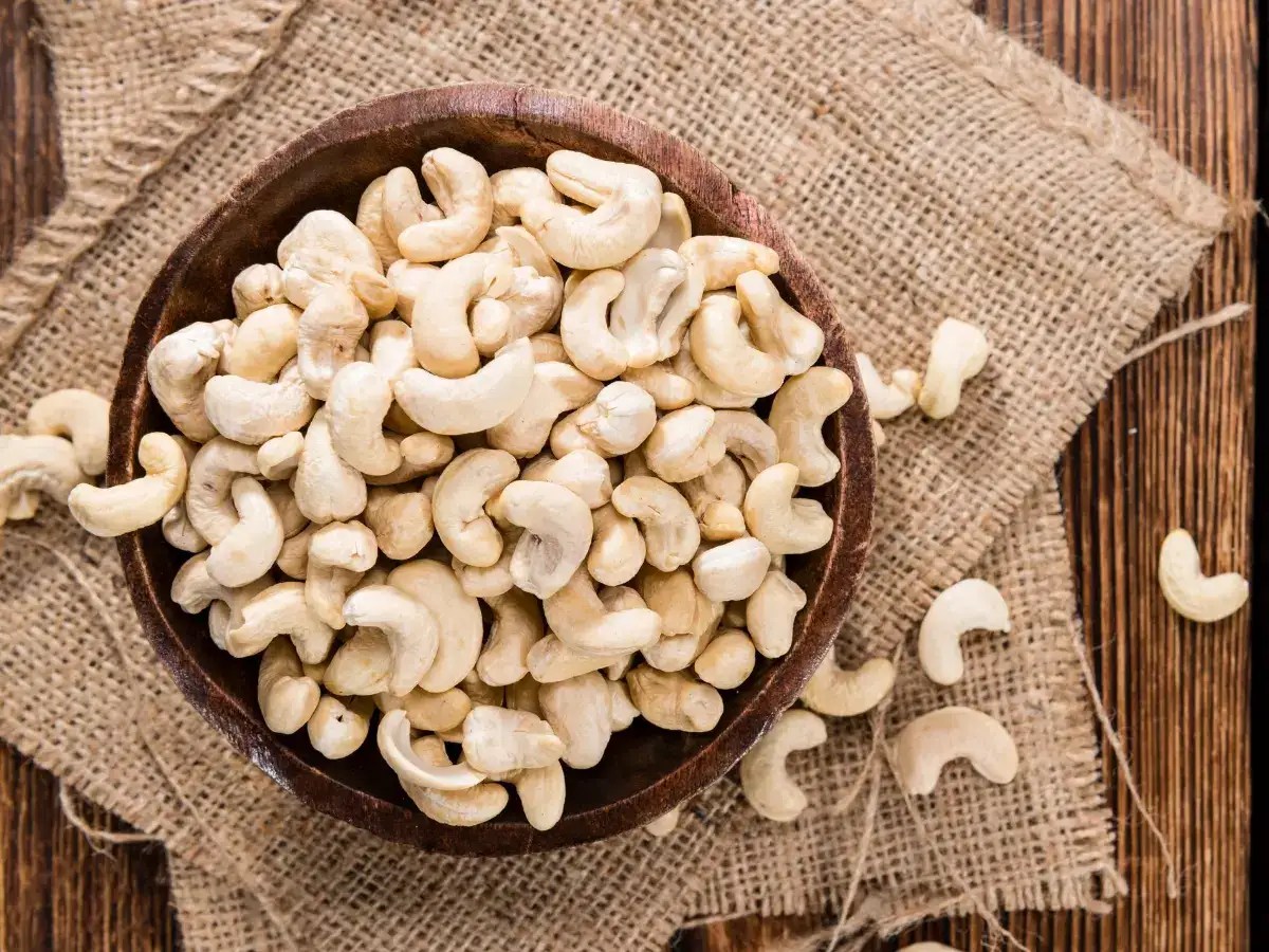 Viral Watch how cashews are harvested and packed to be sold in the market