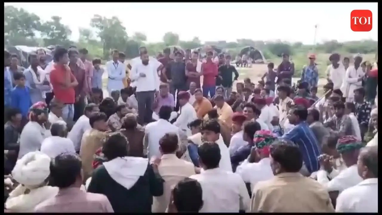 Teenage girl's body found in coal furnace in Rajasthan, 3 held