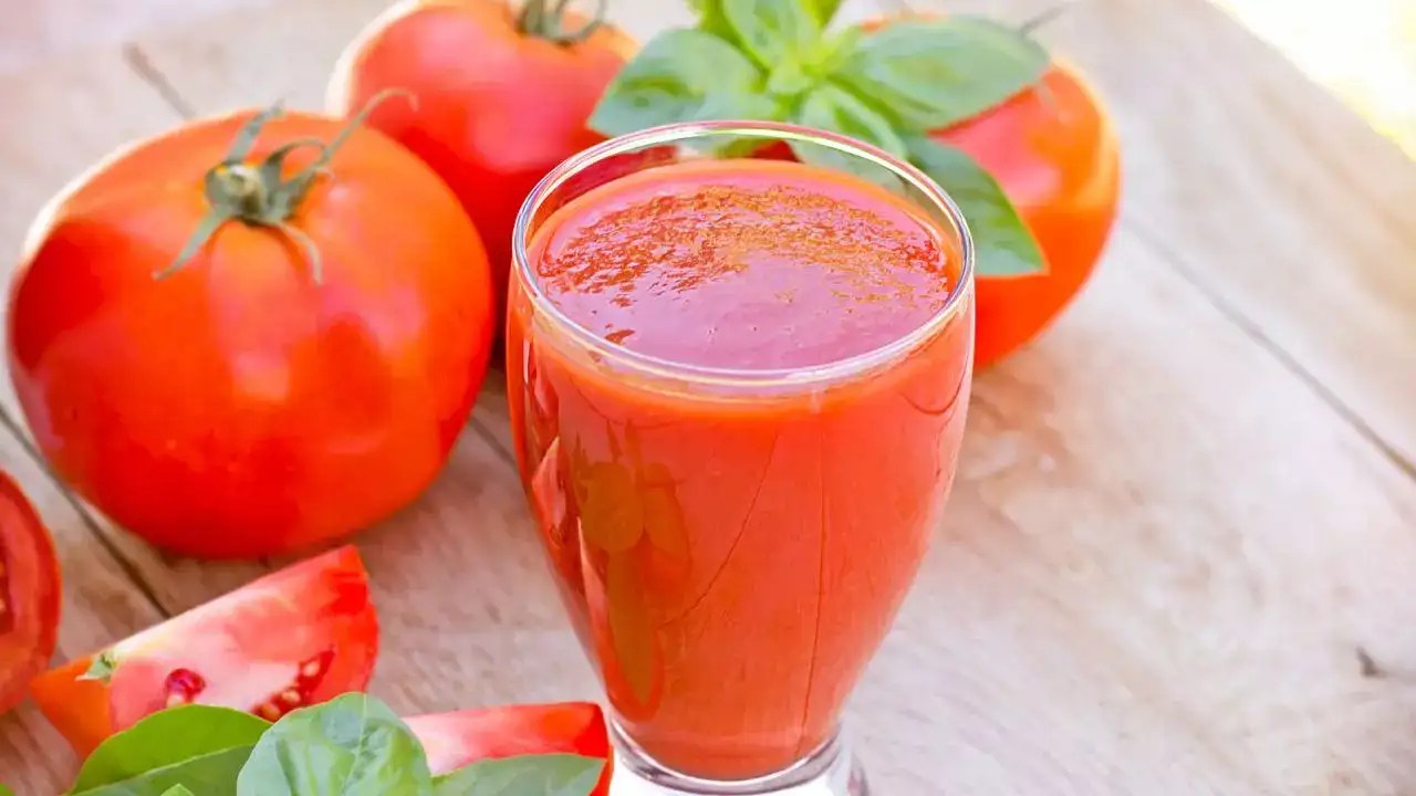 tomato This is how drinking Grapefruit Tomato smoothie can help lose